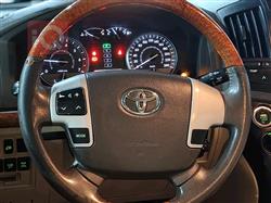 تۆیۆتا لاند کروزەر